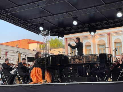 Tbilisi Piano Fest-ის მესამე საერთაშორისო საფორტეპიანო ფესტივალი