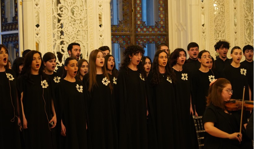 ეროვნული სასახლე 85!